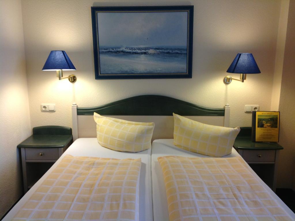 Duenenhotel Am Meer Rostock Extérieur photo