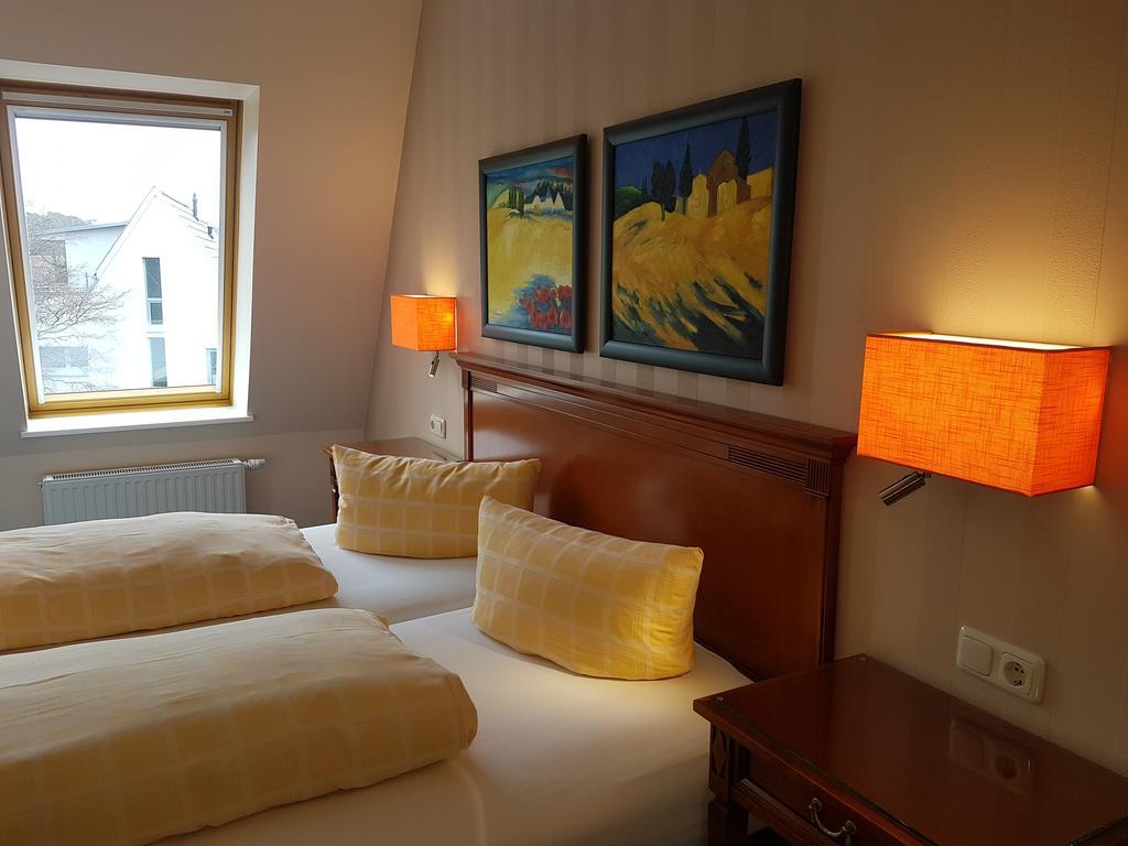 Duenenhotel Am Meer Rostock Extérieur photo